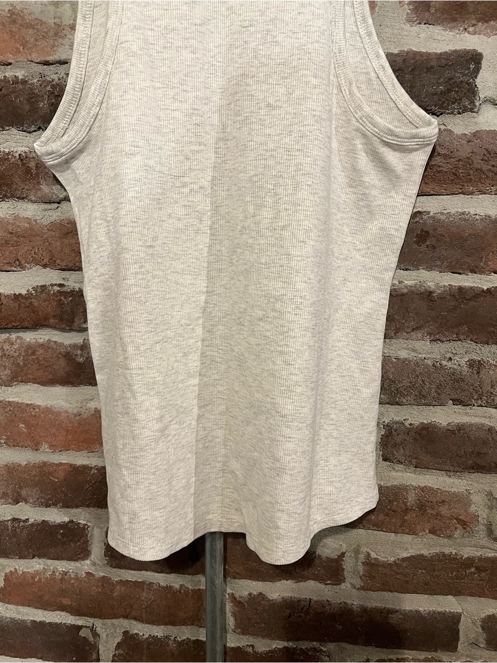 NWT Athleta Light Gray Heather Signature Rib Tank - Picture 9 of 14